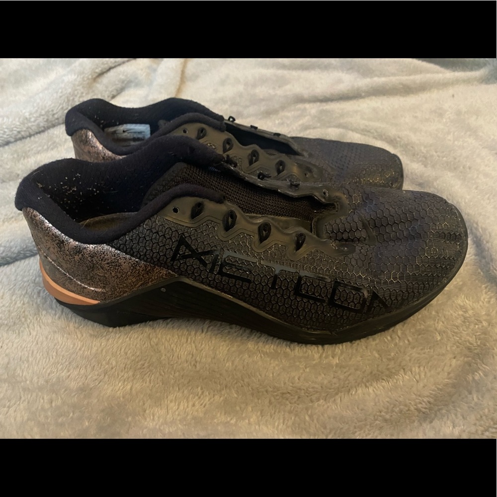 Nike Metron training shoe